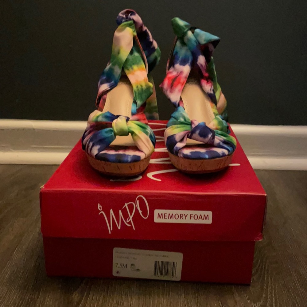 Tie Dye woman’s wedges